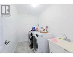 1090 Lockie Drive, Oshawa, ON L1L0R9 Photo 17