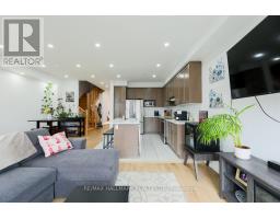 1090 Lockie Drive, Oshawa, ON L1L0R9 Photo 9