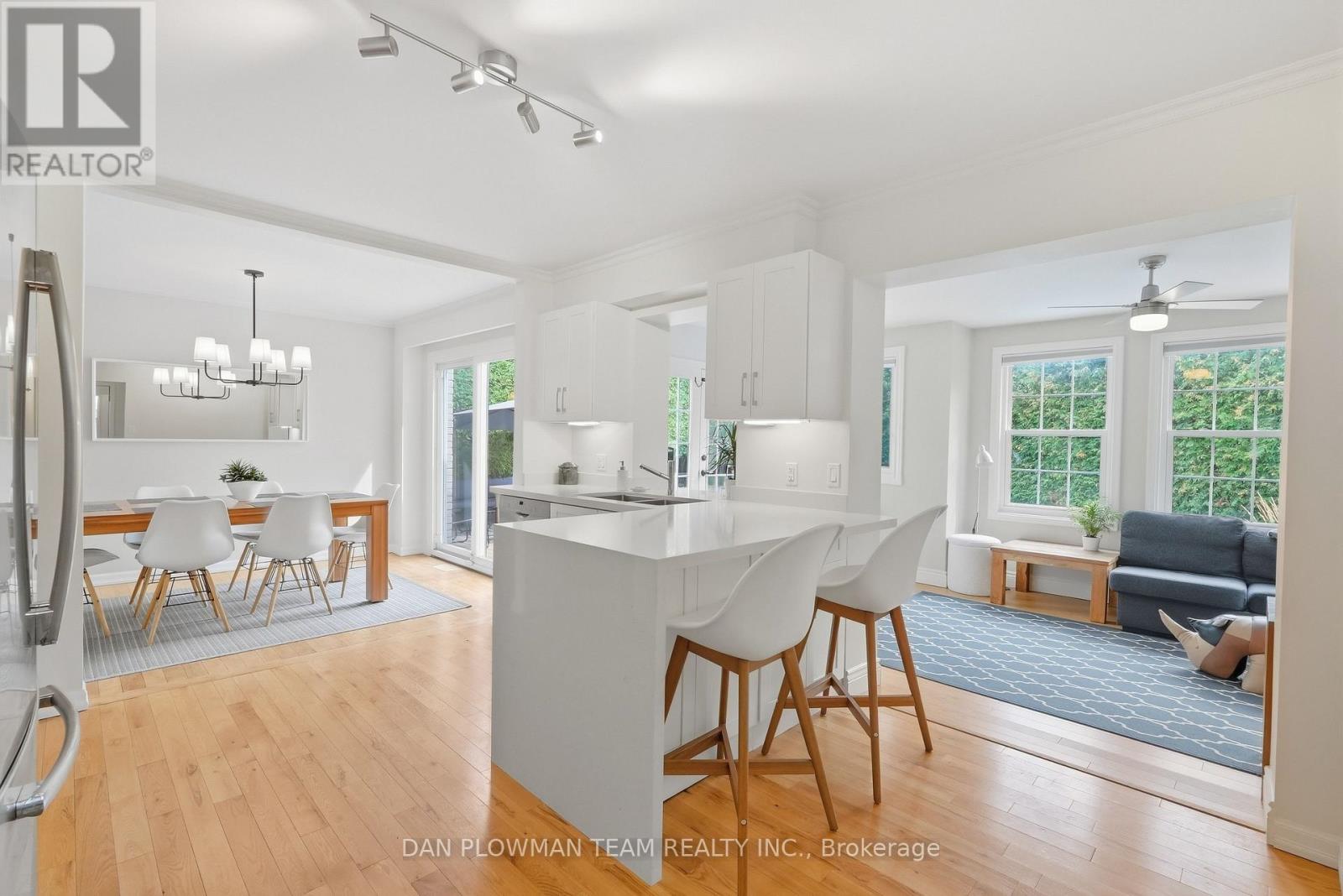 403 AMSTEL COURT - Image 15