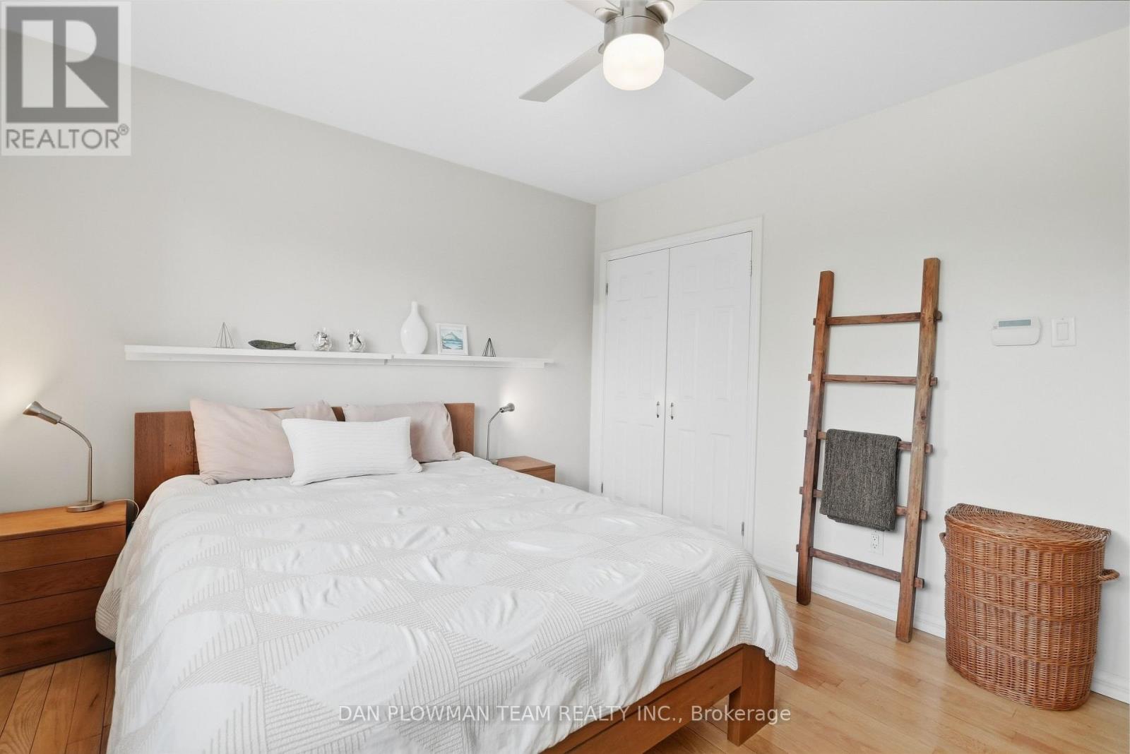 403 AMSTEL COURT - Image 23