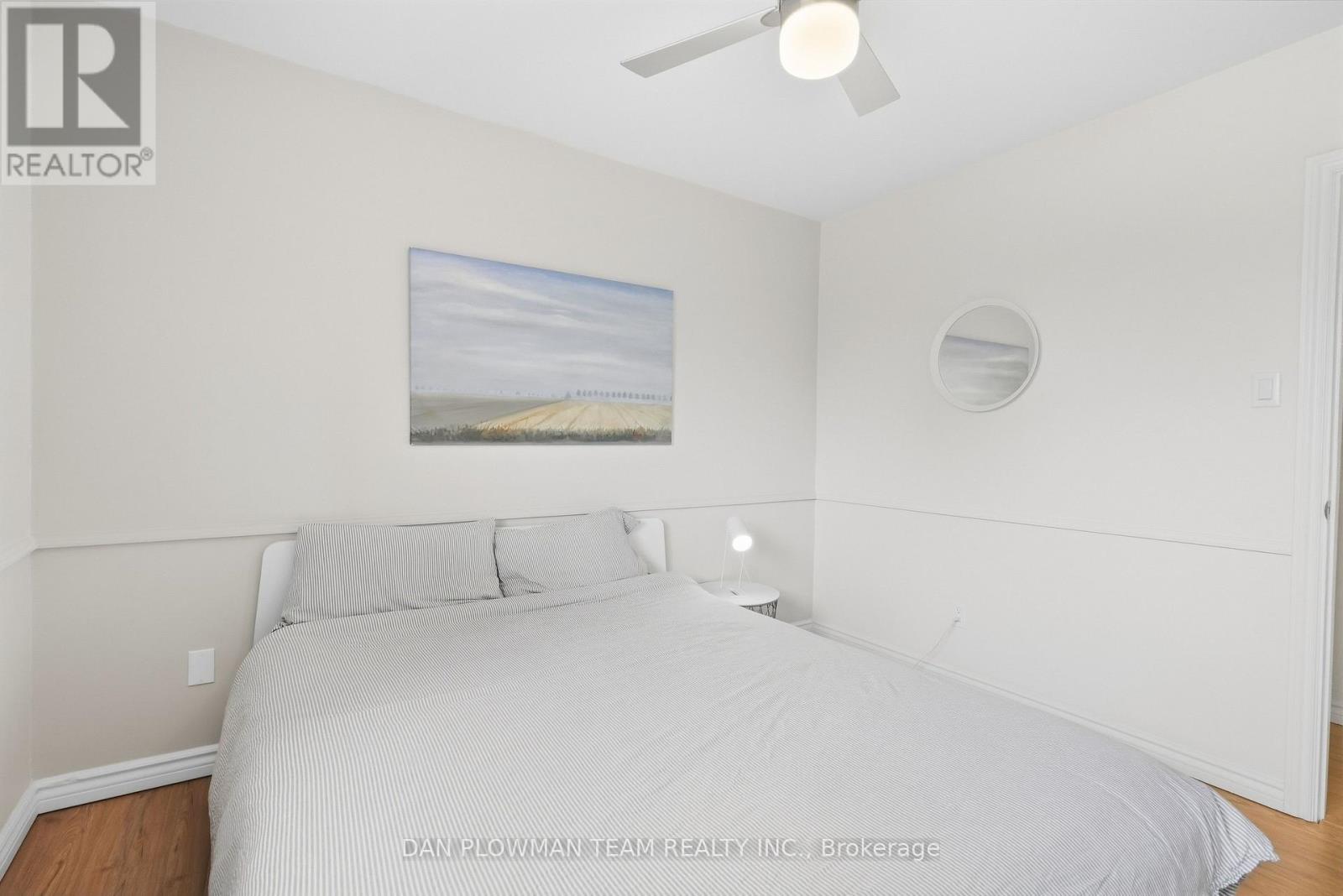 403 AMSTEL COURT - 33