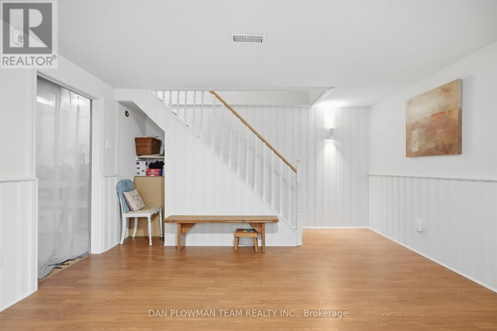 403 AMSTEL COURT - 36