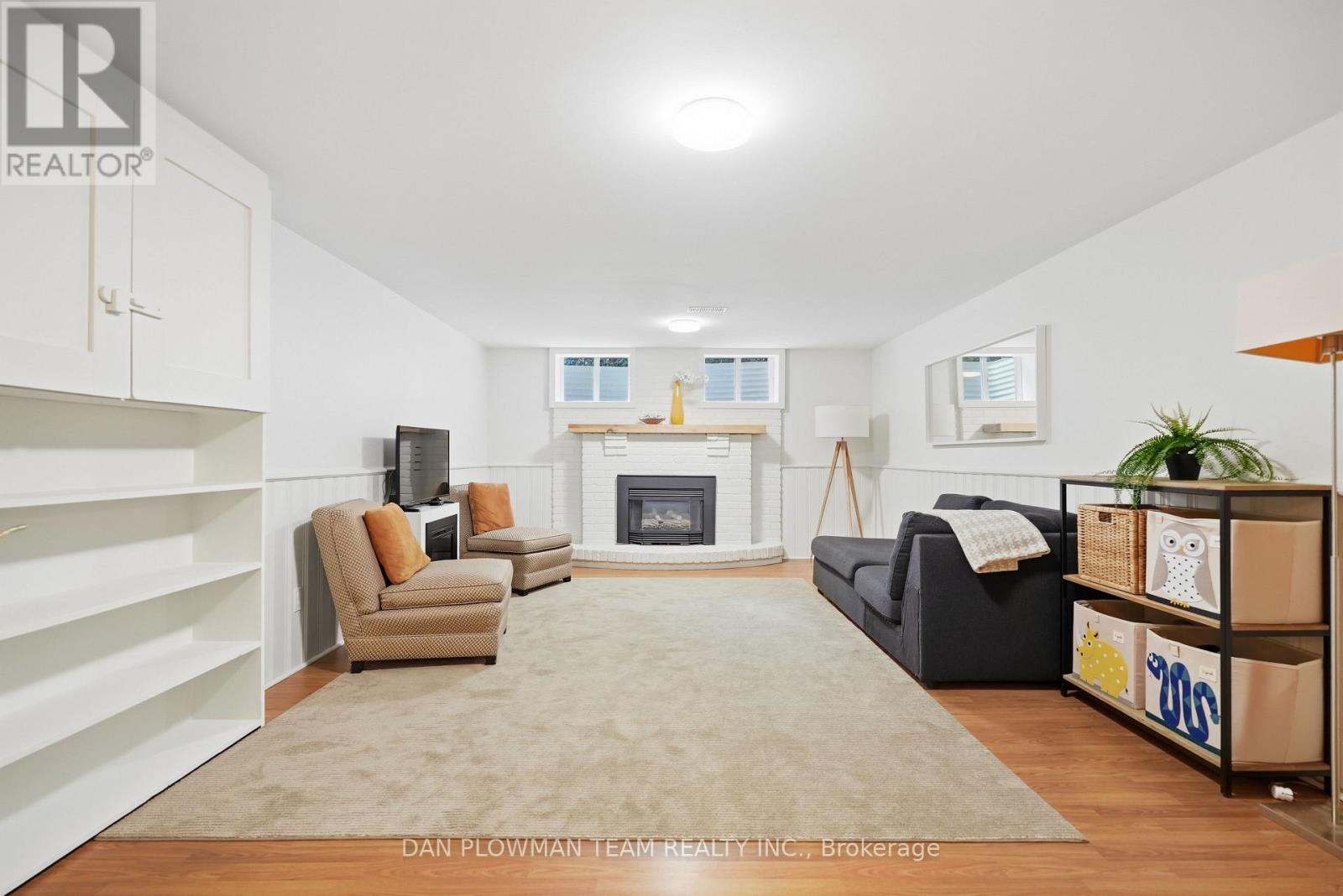 403 AMSTEL COURT - Image 37