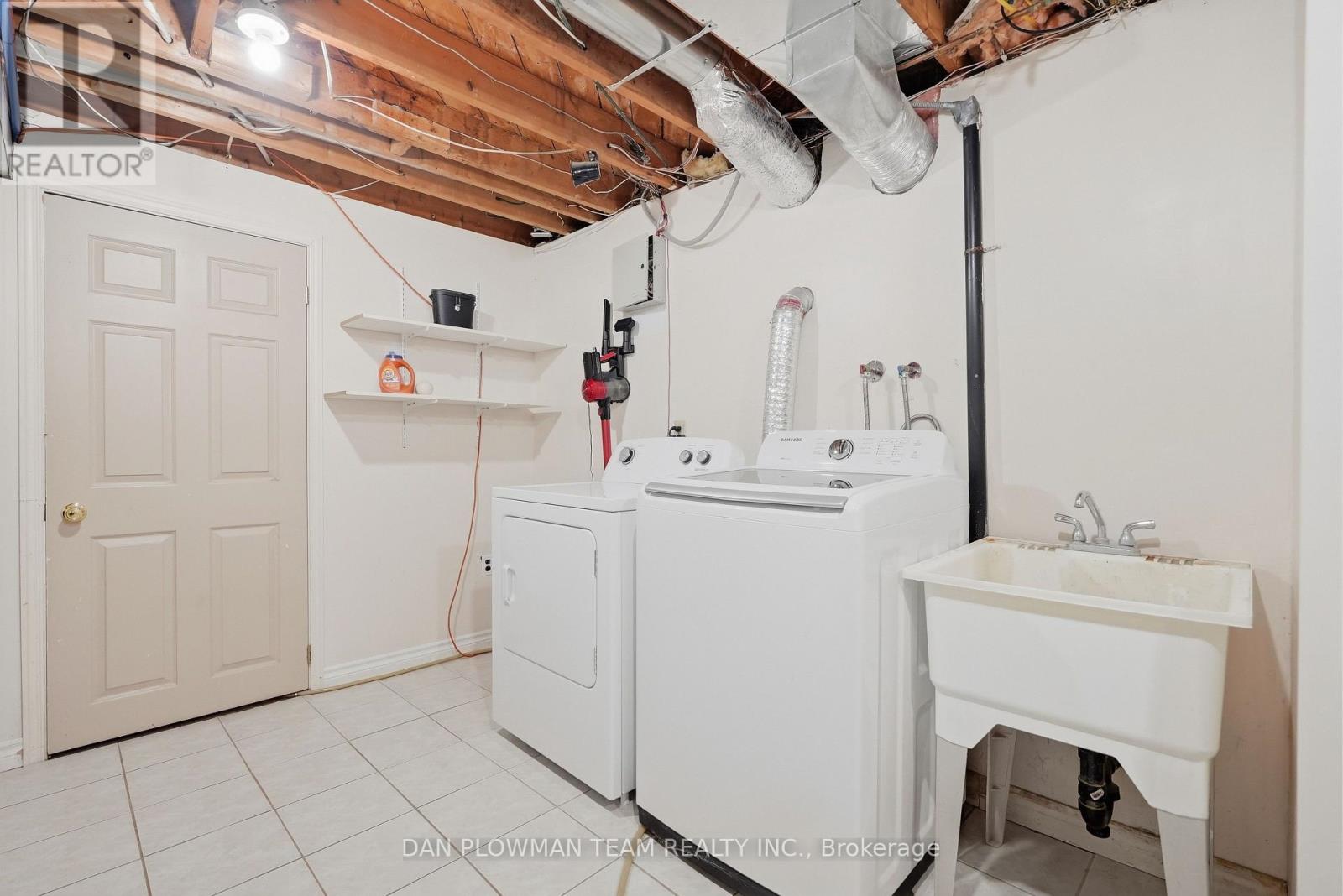 403 AMSTEL COURT - 39