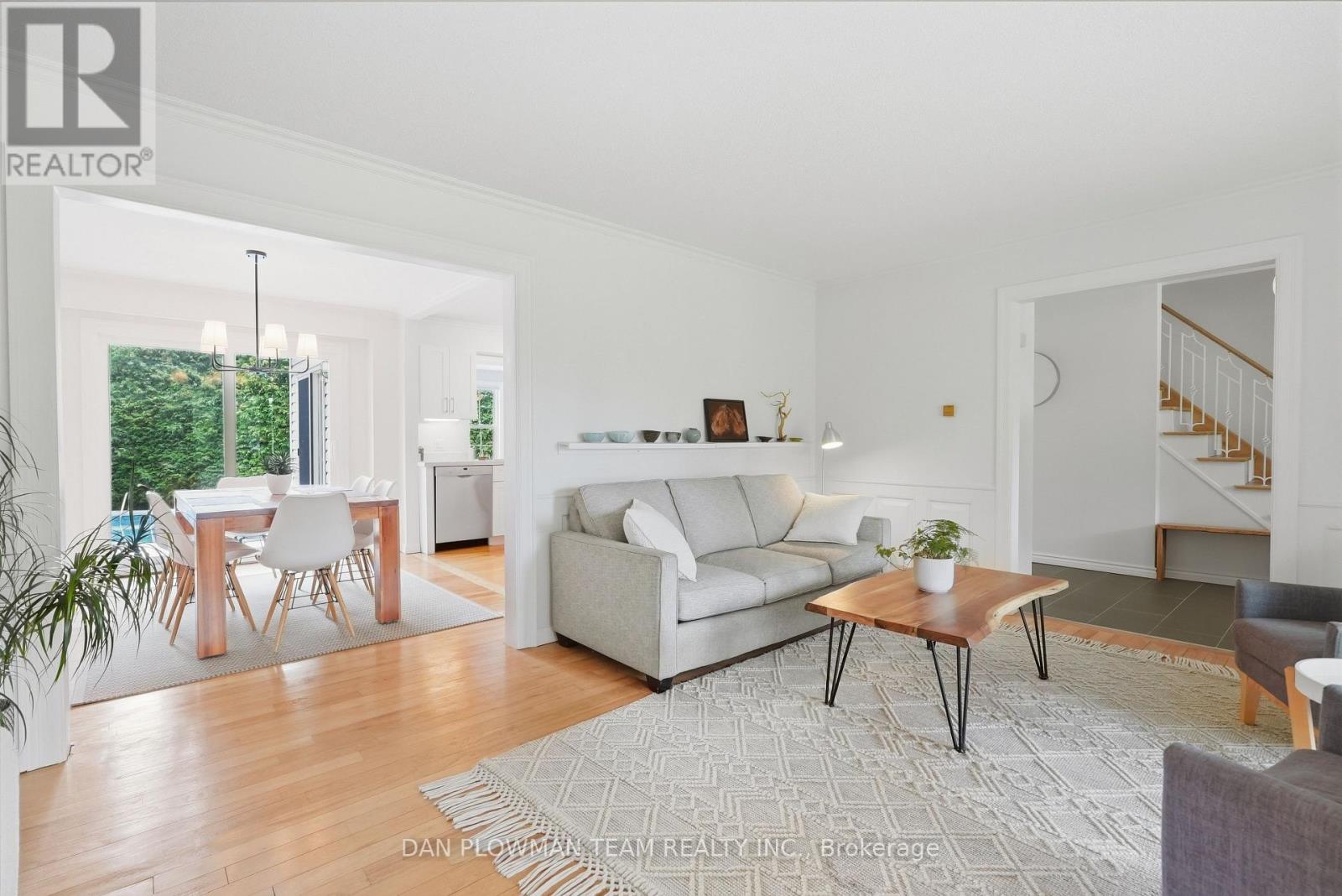 403 AMSTEL COURT - 8