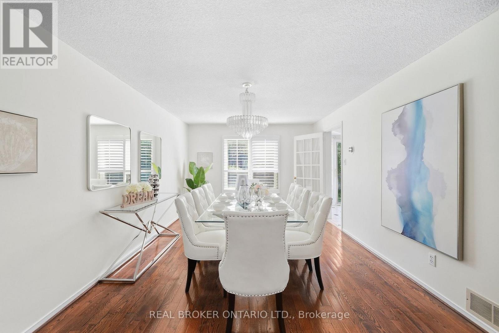 61 BLUENOSE CRESCENT - 16