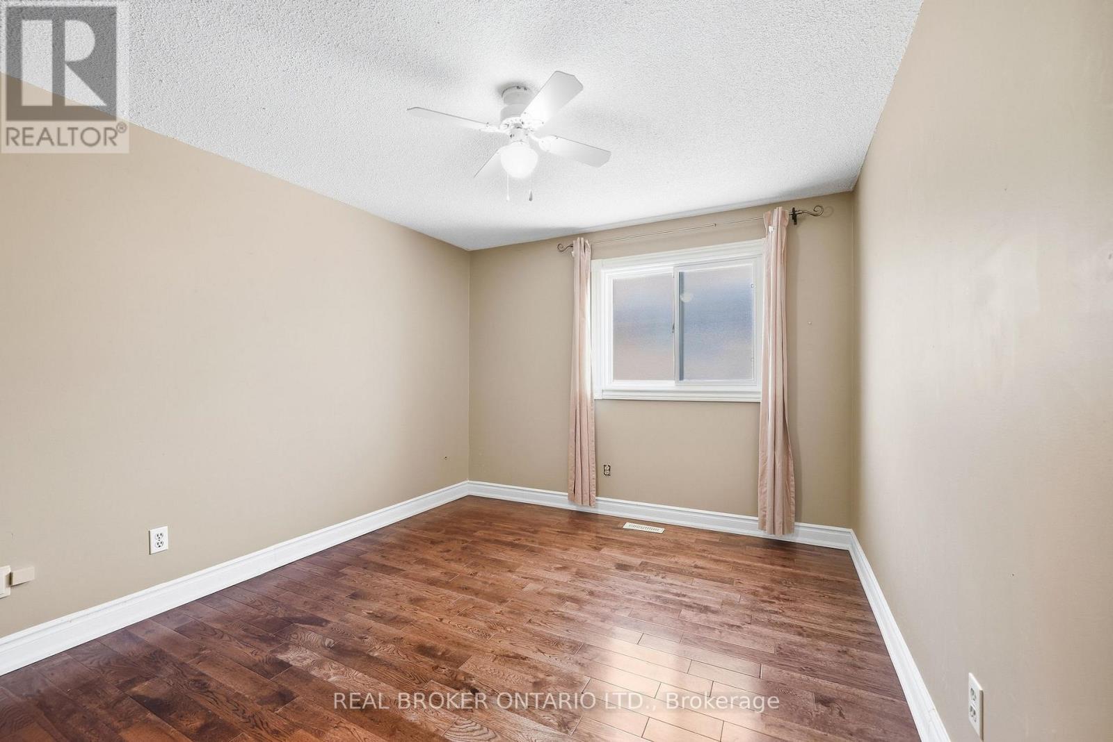 61 BLUENOSE CRESCENT - 22