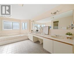 61 Bluenose Crescent, Toronto, ON M1C4S2 Photo 20