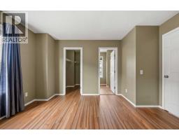 241 Elgin Gardens SE - photo 19