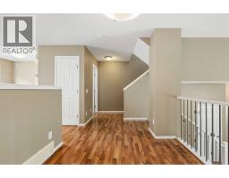 241 Elgin Gardens SE - photo 9