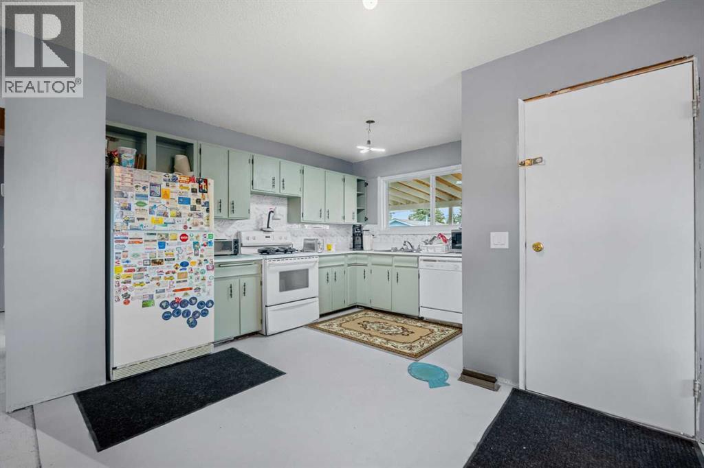 1219 68 Street NE, Calgary, Alberta, T2A5K6 — thumbnail 11