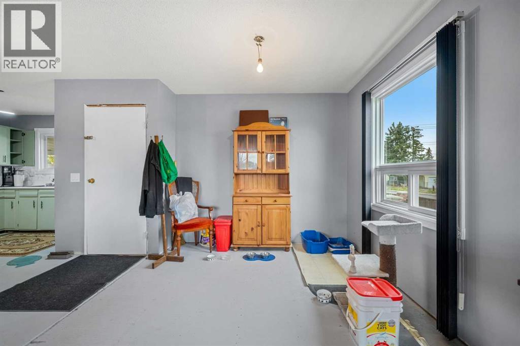 1219 68 Street NE, Calgary, Alberta, T2A5K6 — thumbnail 9