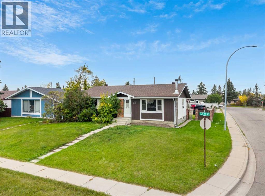 1219 68 Street NE, Calgary, Alberta, T2A5K6 — thumbnail 2