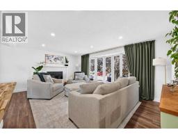 Foyer - 1011 32 Street Se, Calgary, AB T2A0Z5 Photo 6