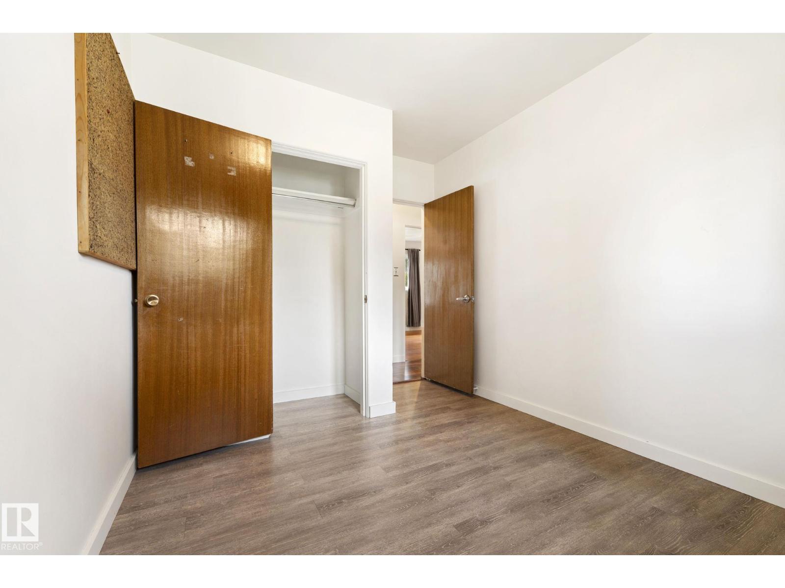12823 88 ST NW - 21