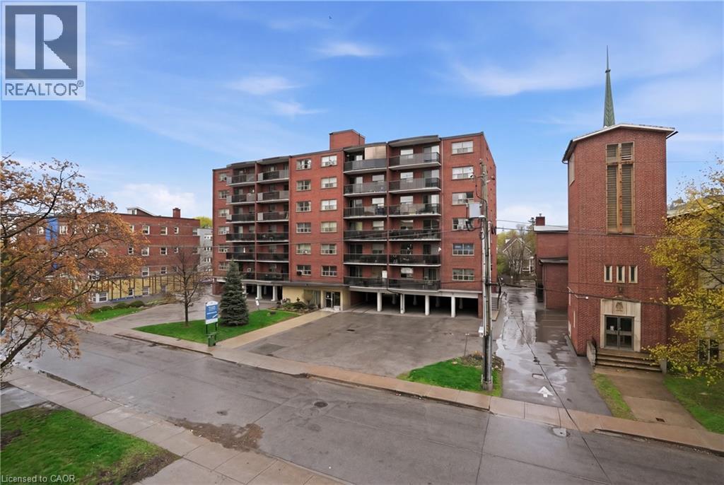 #401 30 SUMMIT Avenue - 3