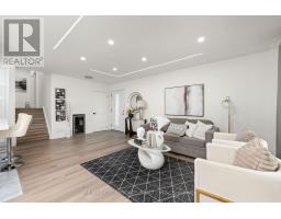 Living room - 184 Laverock Avenue, Richmond Hill, ON L4C4K3 Photo 7