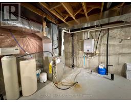 125 Huronia Road, Barrie, ON L4N4G1 Photo 31