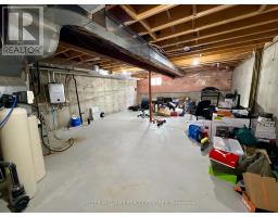 125 Huronia Road, Barrie, ON L4N4G1 Photo 32