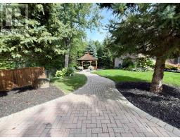 125 Huronia Road, Barrie, ON L4N4G1 Photo 38