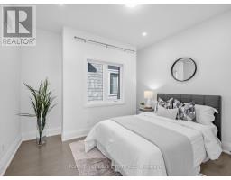 2996 Weston Road, Toronto, ON M9M2S7 Photo 13