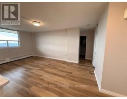 1411 - 541 Blackthorn Avenue, Toronto, ON M6M5A6 Photo 7