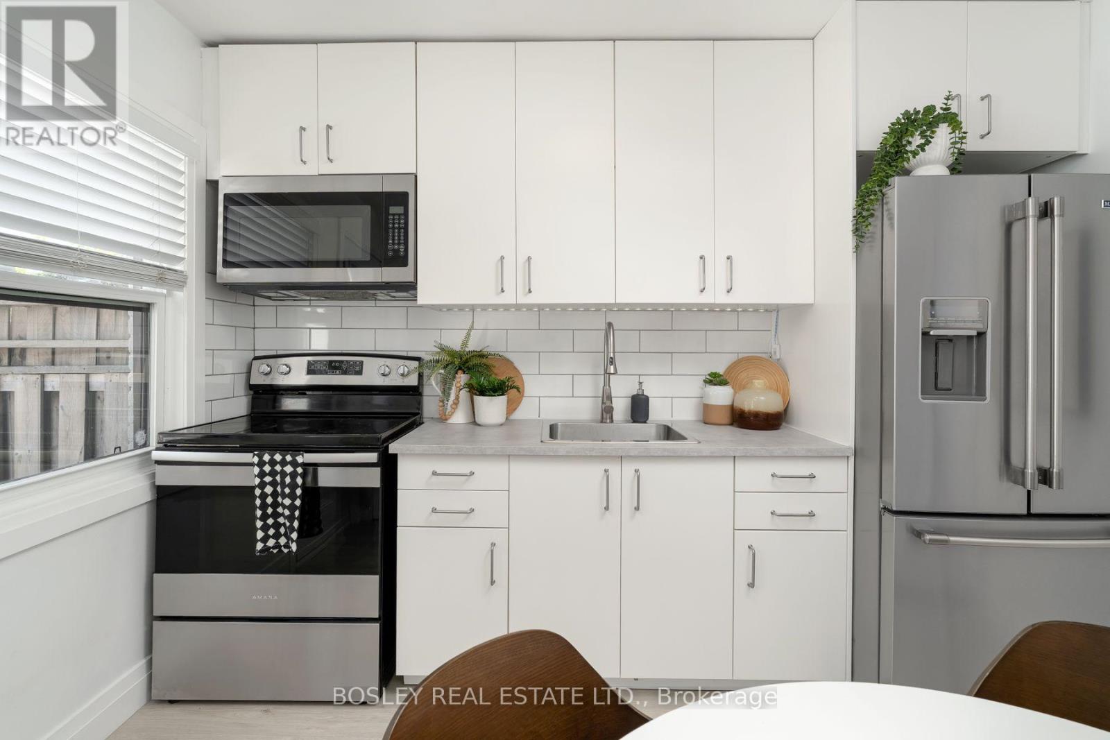 29 BLAKLEY AVENUE - 10