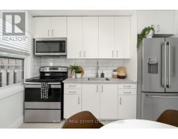 29 Blakley Avenue, Toronto, ON M6N3Y4 Photo 10