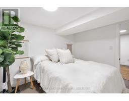 29 Blakley Avenue, Toronto, ON M6N3Y4 Photo 18