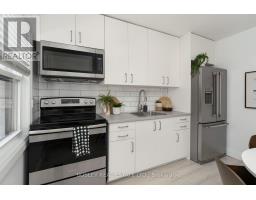 29 Blakley Avenue, Toronto, ON M6N3Y4 Photo 9