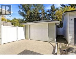 11 Dolphin Bay, Regina, SK S4S3J7 Photo 42