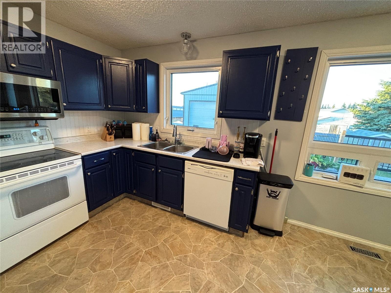 242 Lendrum STREET, Melfort — photo 10