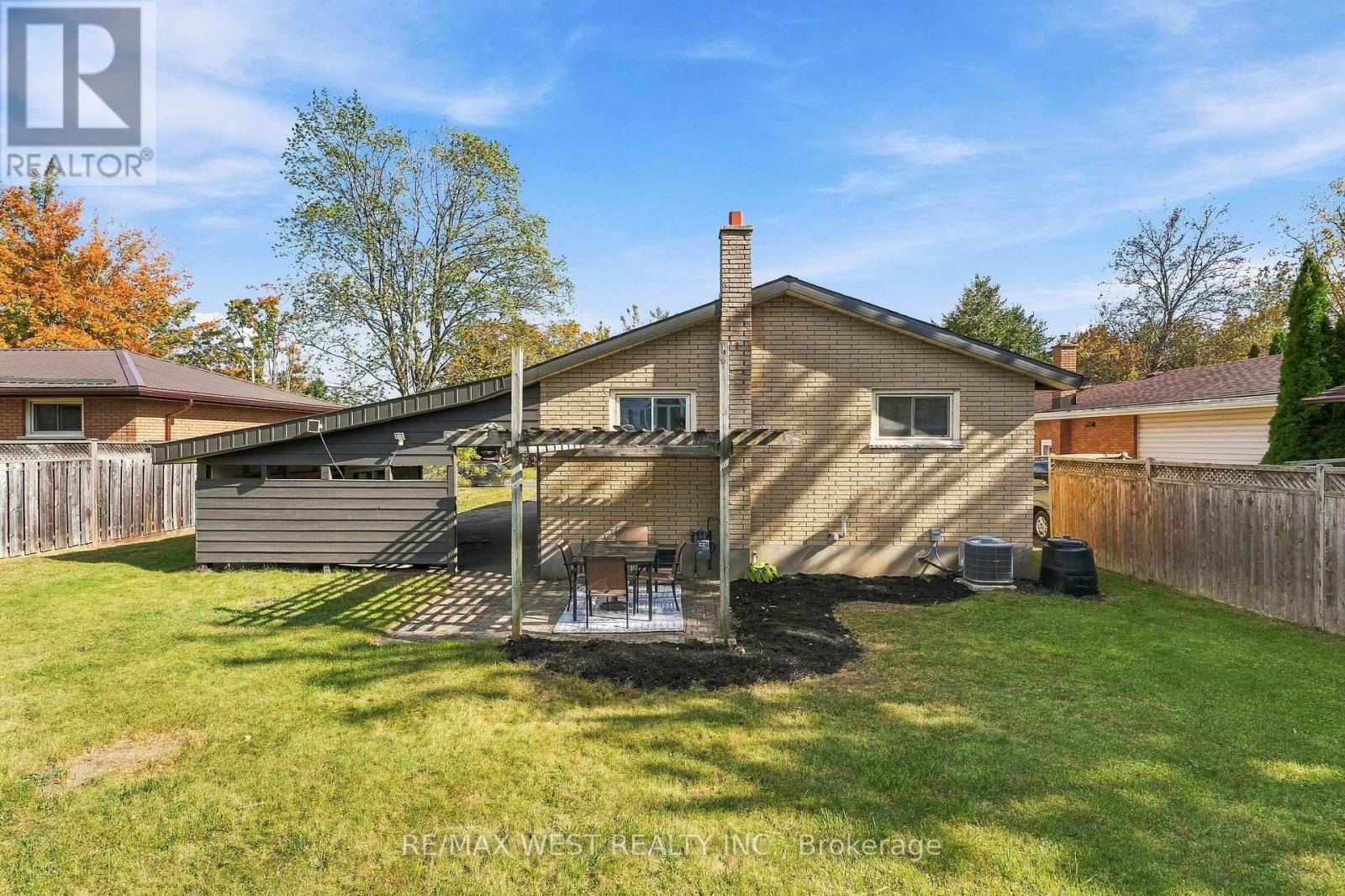 1271 FRANKLIN DRIVE - 34