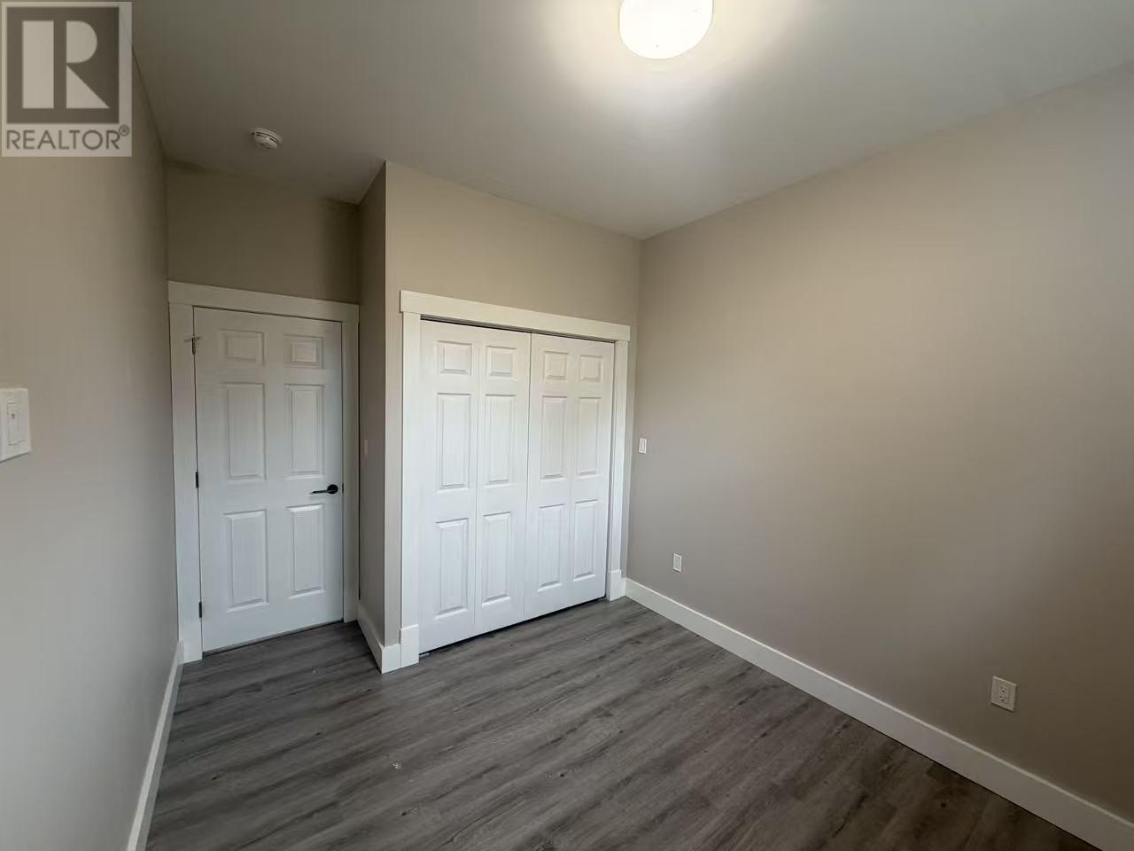 25A Riverside Drive - Image 14