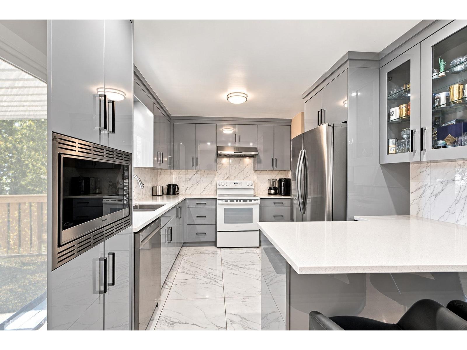 4 Bed, 3 Bath House for Sale in Abbotsford – 3278 ASTORIA CRESCENT, Abbotsford – MLS# R3169139 - Image 10