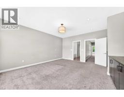 1317 20 Avenue NW - photo 23