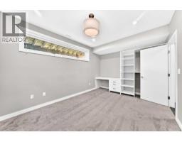 1317 20 Avenue NW - photo 35