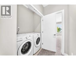 1317 20 Avenue NW - photo 32