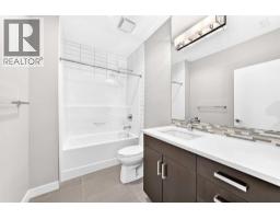 1317 20 Avenue NW - photo 39