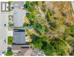 8901 Grizzly Crescent, Kamloops, BC V2C6T9 Photo 22