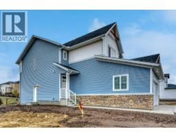 212 Edgefield Bay - photo 3
