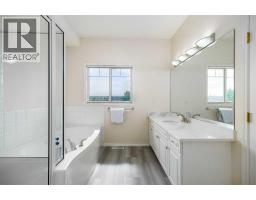 81 Sierra Morena Landing Sw, Calgary, AB T3H4K3 Photo 19