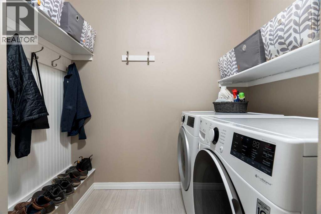 349 Douglas Glen Heath SE - Image 17