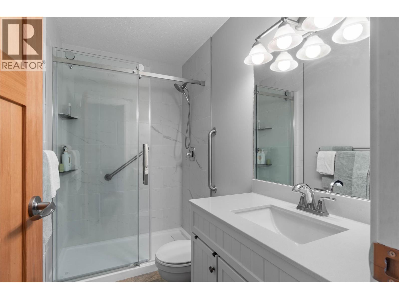 2653 SUNSET Drive - Image 15