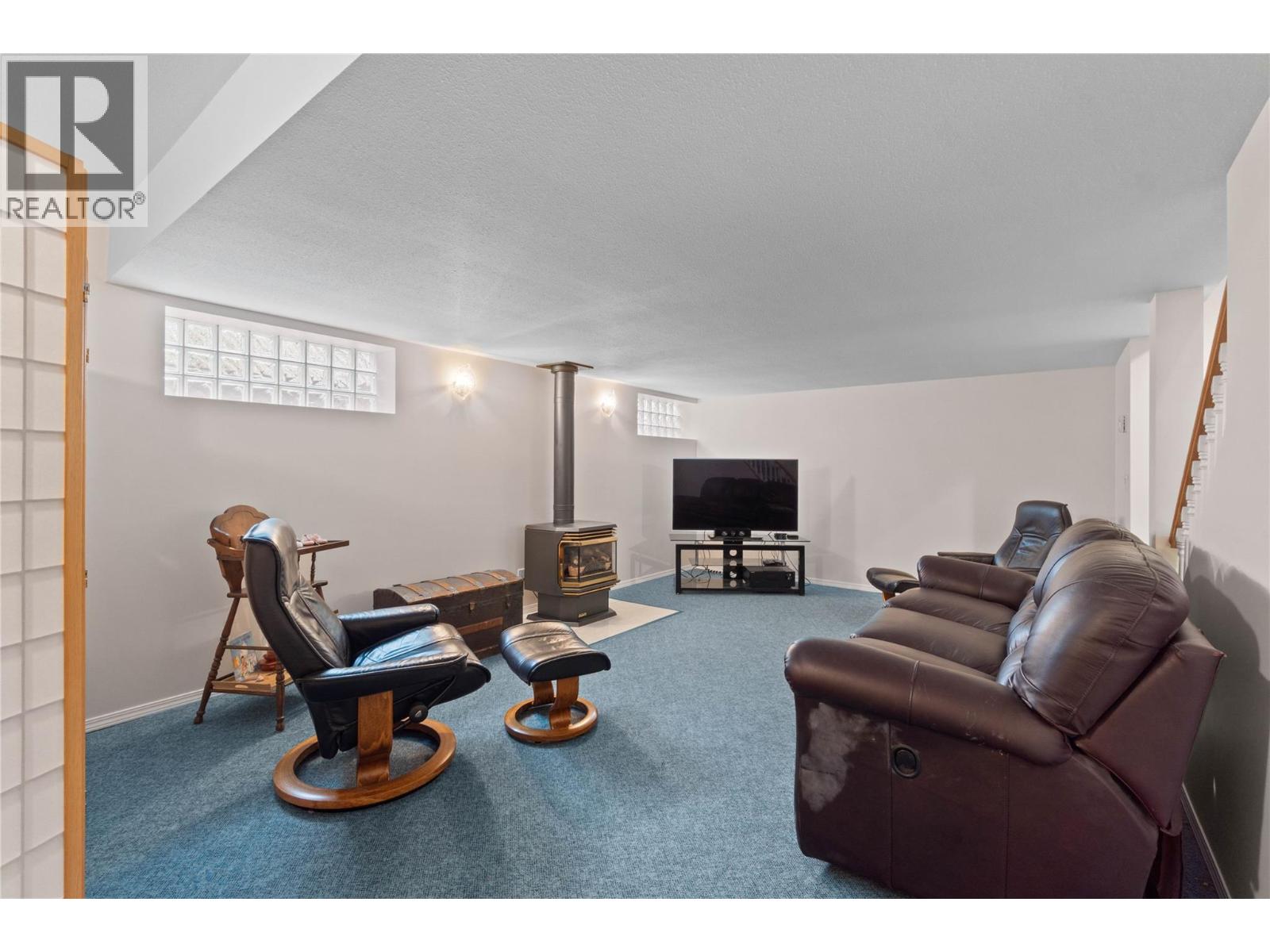 2653 SUNSET Drive - Image 20