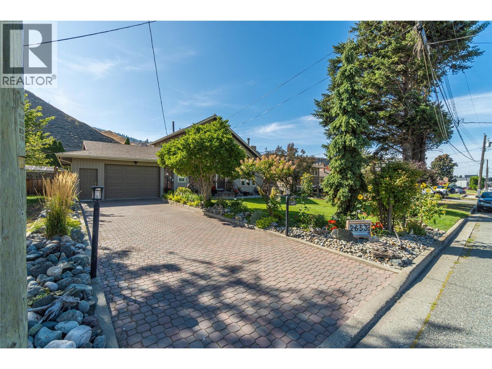 2653 SUNSET Drive - Image 29