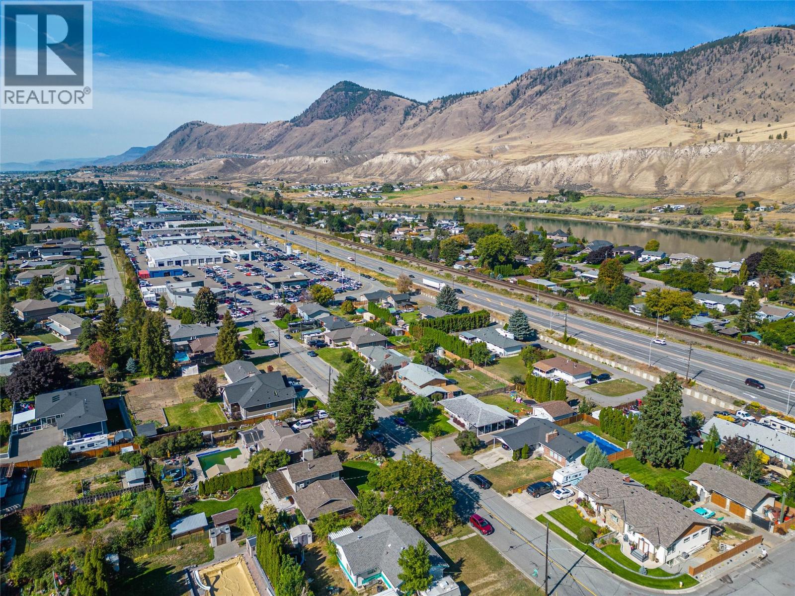 2653 SUNSET Drive - Image 39