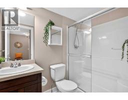 Bedroom - 2206, 403 Mackenzie Way Sw, Airdrie, AB T4B3V7 Photo 6