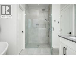 631 Mt Ida Crescent, Coldstream, BC V1B4G3 Photo 21