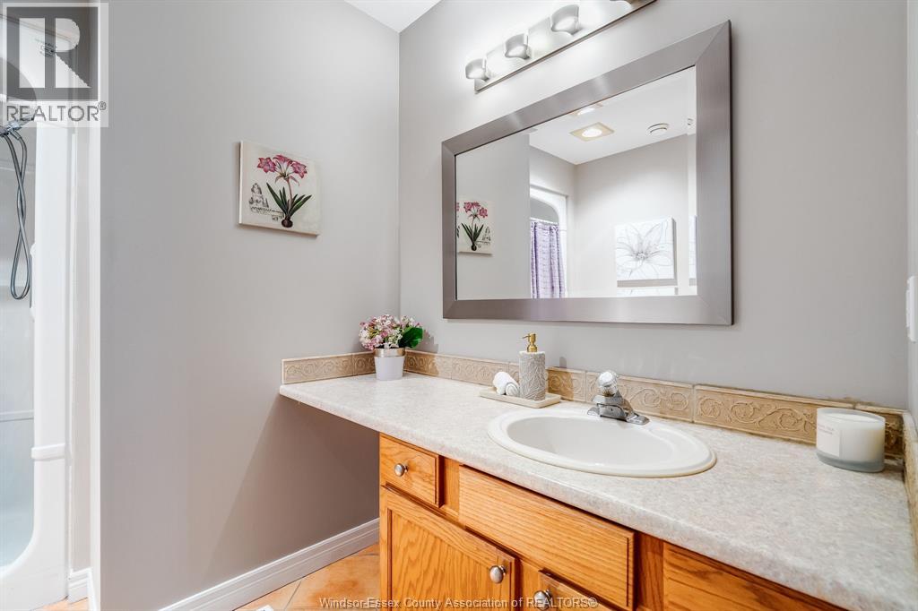 97 Theresa TRAIL - 19